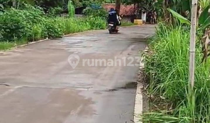 Tanah murah strategis pinggir jalan di Rahong di Cilaku cianjur