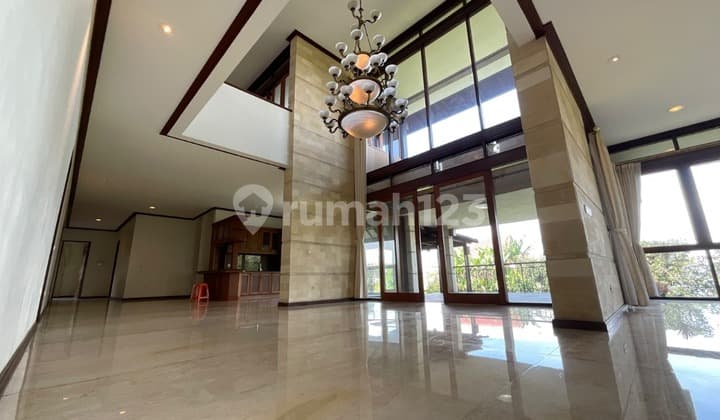 Rumah Mewah Dan Bagus Di Setiabudi Regency