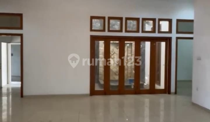 Rumah Strategis Taman Kopo Indah Il Siap Huni