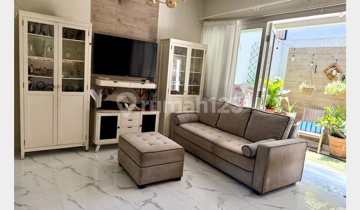 House for Sale in Sector 9Iap Exclusive Cluster Huni