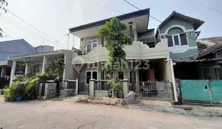 Rumah 2 Lantai Di Mustika Jaya Kota Bekasi