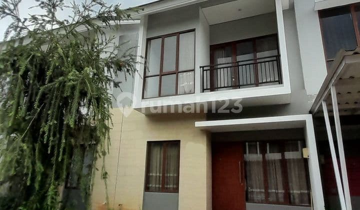 Rumah 2 Lantai Dekat Tol Jatiwarna Kota Bekasi