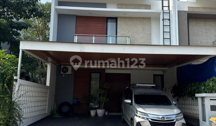 Rumah Full Renovasi di Kota Harapan Indah Bekasi