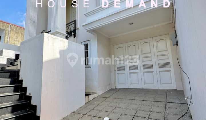 Forsale! American Classic House Lingkungan Tenang