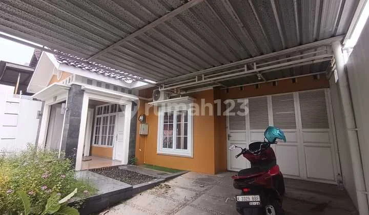 Nice House for Rent Suitable for Office M B G Near Tugu Muda West Semarang