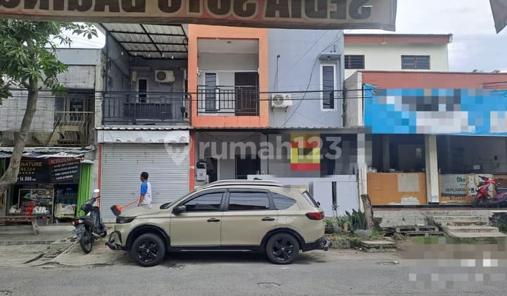 Sewa Rumah 2 LT Pinggir Jalan Raya bisa untuk Kantor Dekat Tol Gayamsari Semarang Timur