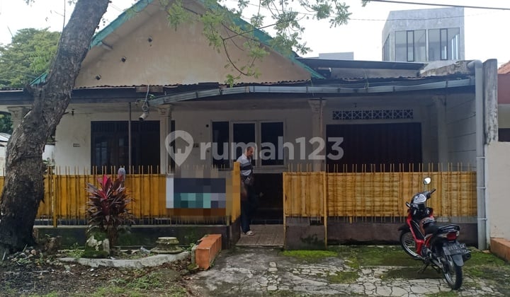 Sewa Rumah Luas Hook bisa untuk Kantor, M B G Dekat Tugu Muda Tol Krapyak Semarang Barat