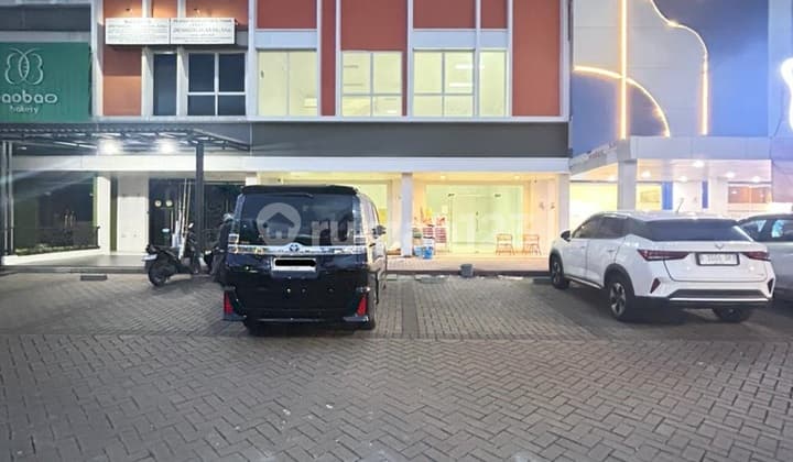 Sewa Ruko Gandeng 3 Lantai Hadap Jalan Ruko Maxwell Gading Serpong