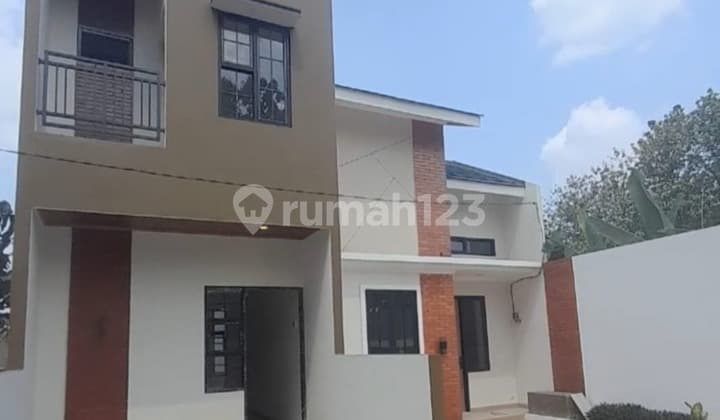 Rumah Modern 2 LT 600 Jt-An di Jl Suci Ciracas Jakarta Timur
