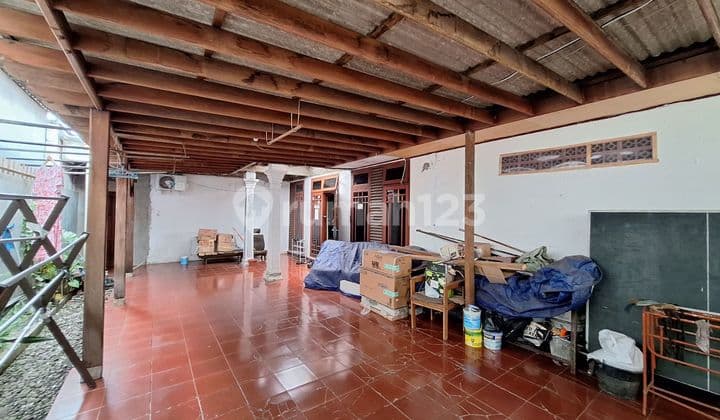 Dijual rumah hitung tanah