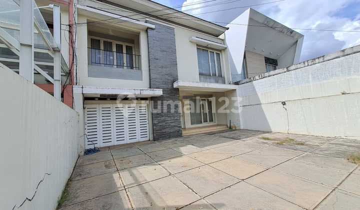 Dijual Rumah 2 Lantai Bagus Siap Huni di Villa Melati Mas Serpong