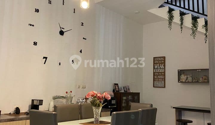 Rumah Sunter Dalam Komplek Bagus Siap Pakai