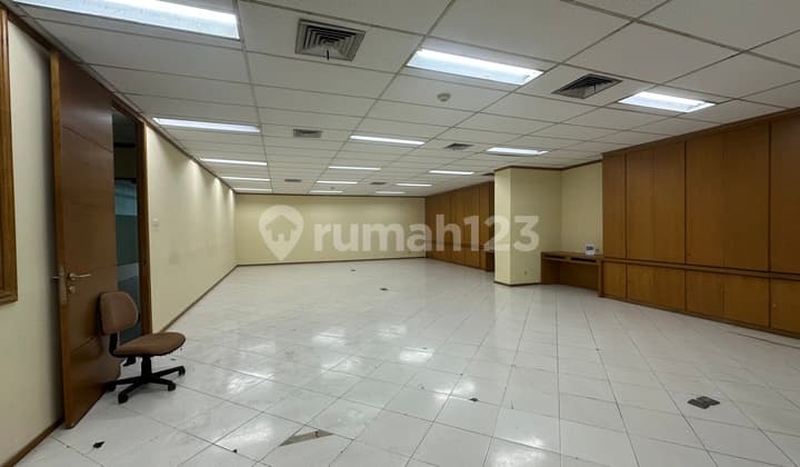 Gedung Sewa Menteng Bagus Siap Pakai
