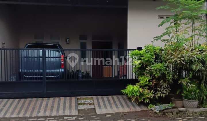 Rumah Bagus SHM di Pondok Tjandra Terawat Siap Huni