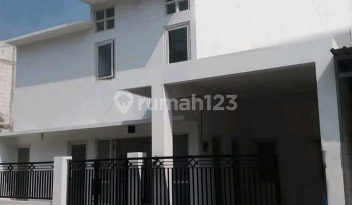 2-Story House Renovated with SHM at De Alamuda Residence