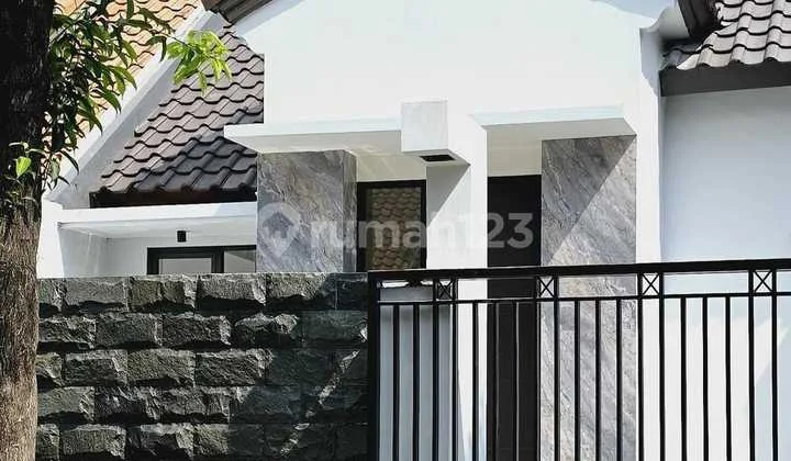 Rumah Bagus SHM di Citraland Taman Puspa Raya Siap Huni Rumah Bagus SHM di Citraland Taman Puspa Raya Siap Huni