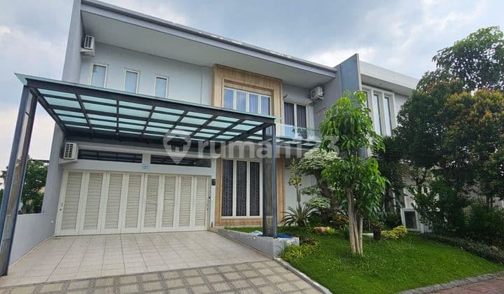 Rumah 2 Lantai Bagus Minimalis Modern SHM di Pakuwon Indah Lisbon