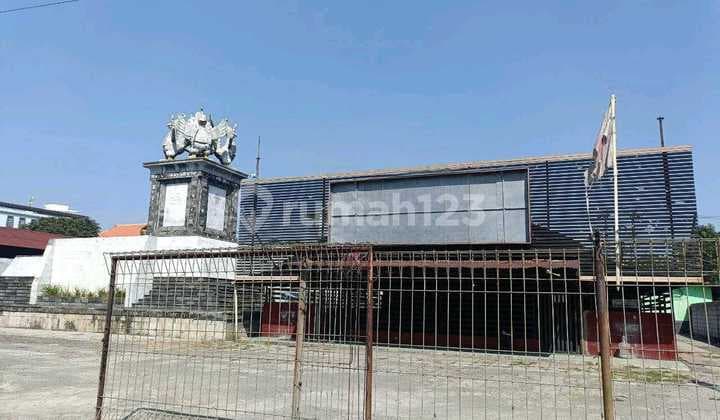 Rumah Bagus di Jalan Ponti Cocok untuk Usaha Strategis