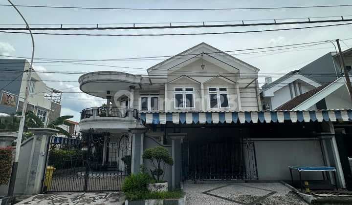 Rumah 2 Lantai Bagus SHM di Sutorejo Timur Siap Huni