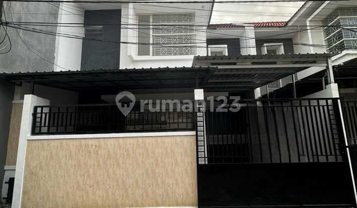 Good 2-Story Minimalist House with SHM in Lebak Indah Town House