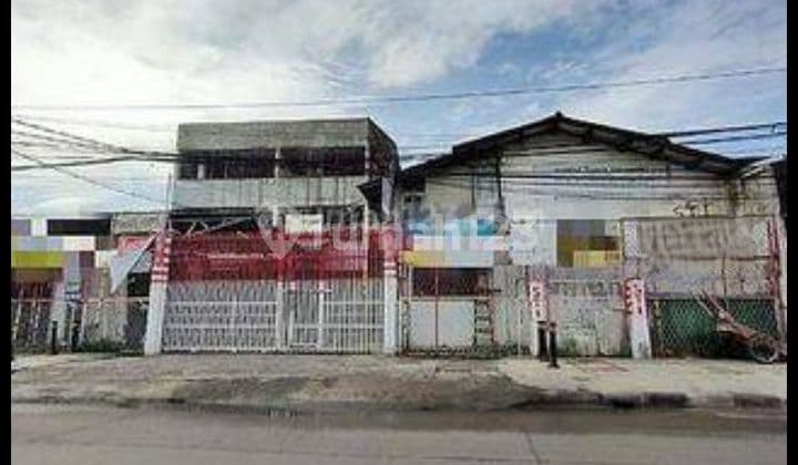 Plumpang Raya Warehouse