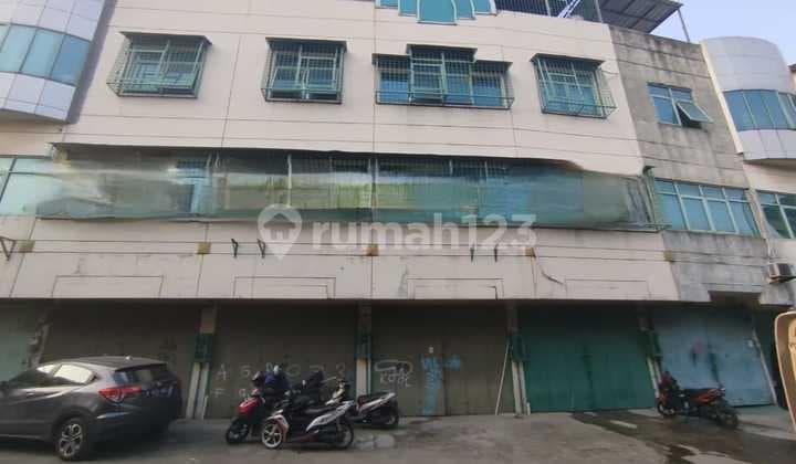 Ruko.4 Gandeng Artha Center Pangjay Bs Container