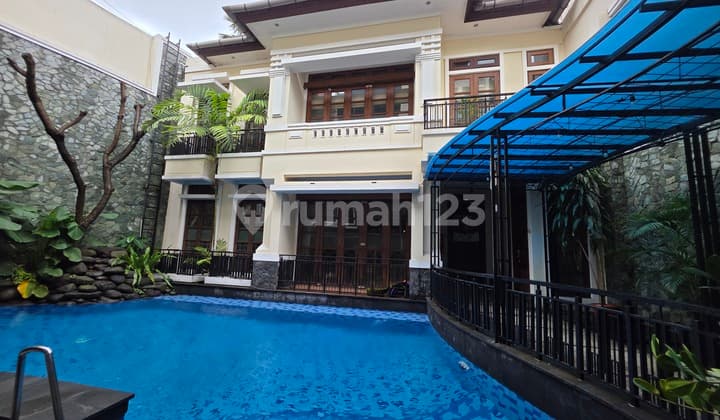 Rumah Di.hos Cokroaminoto Menteng Jakpus