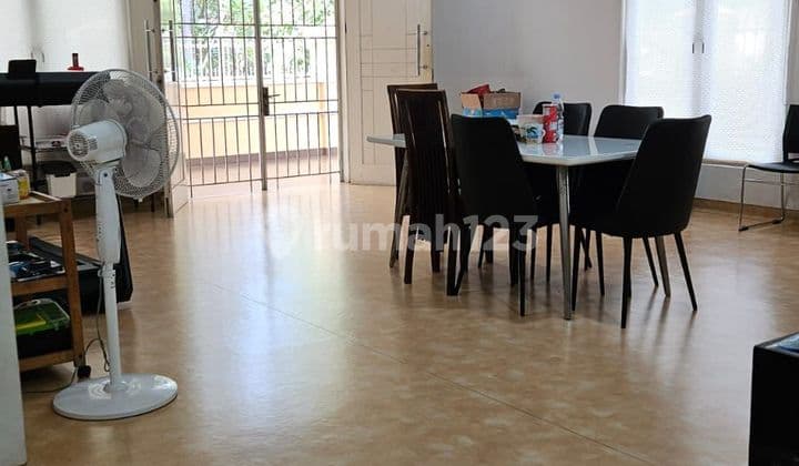 Sunter Bisma Hook House. Ready to Occupy.