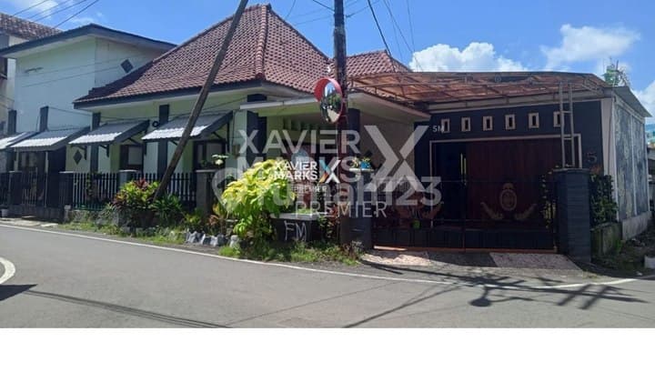Rumah Hook Kawasan Nyaman di Jl Ja Suprapto Malang