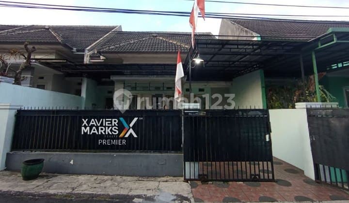 Rumah Terawat Dekat Kampus di Jl Bunga bunga Malang