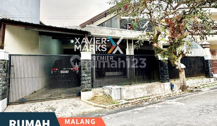 Rumah Terawat Dekat Pusat Kota di Tidar Malang