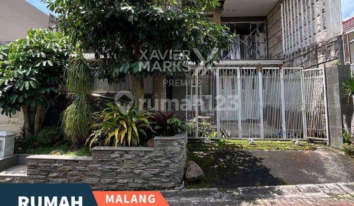 Rumah Modern Dekat Ma Chung di Villa Puncak Tidar Malang