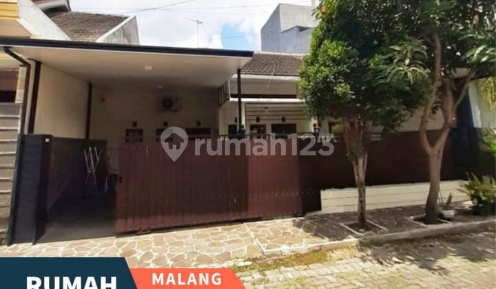 Rumah Terawat Semi Furnish di Pondok Blimbing Indah Araya Malang