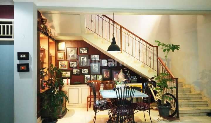 House, 2 Floors, in Sector 6 - Bintaro Jaya