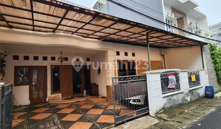 Rumah Area Menteng Jakarta Pusat