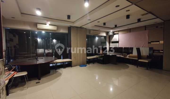 For Sale - Bangunan Komersial Premium Mainroad Braga, Bandung