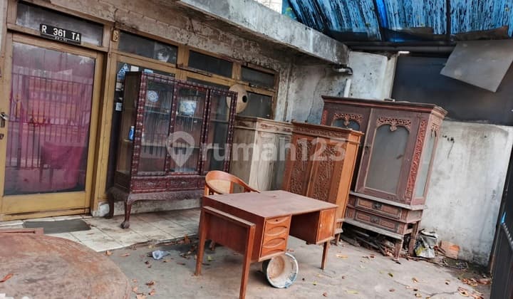 Langka!! Dijual Murah Rumah Hitung Tanah di Mainroad Setiabudi Bandung