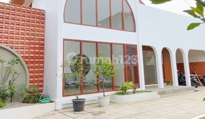 Dijual Rumah Mewah Sayap Pasteur Bandung