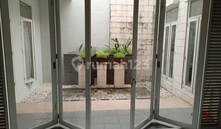 Jarang Ada ! Dijual Rumah Mewah Exclusive Singgasana Pradana Mekarwangi Bandung