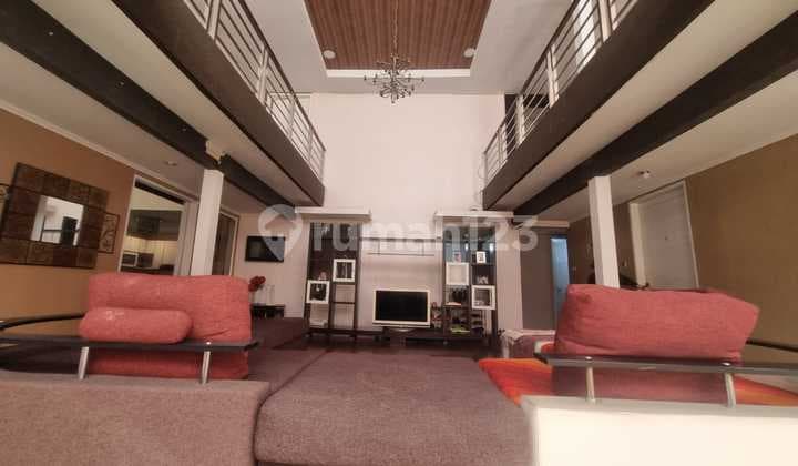 Contemporary Modern House for Sale in Bandung