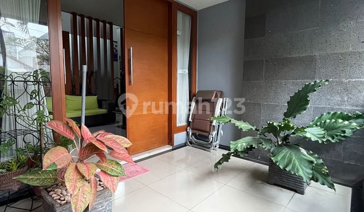 Modern House For Sale In The Center Of Bandung City