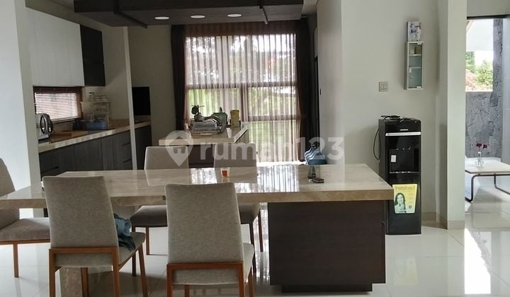 Wts - Rumah Mewah + Private Pool di Setiabudi Regency, Bandung