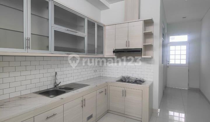 Dijual Rumah Strategis Dekat Fasilitas Kesehatan, Mall, dan Universitas di Pasir Kaliki Bandung