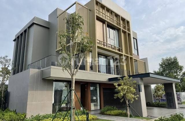 Rumah mewah murah meriah 3 lantai di bsd kawasan elit