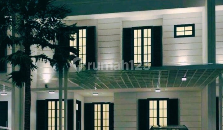Rumah 3 Lantai American Classic Dijual Di Lebak Bulus Dekat Mrt