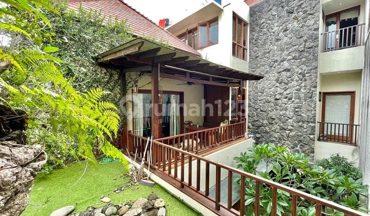 Rumah SHM Full Furnished di Villa Permata Gading
