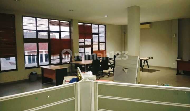 Mini 4-Storey SHM Building in Saharjo, South Jakarta