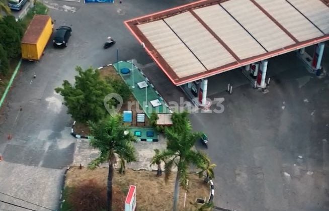 Gas station on Jl. Cut Mutia, Bekasi City.