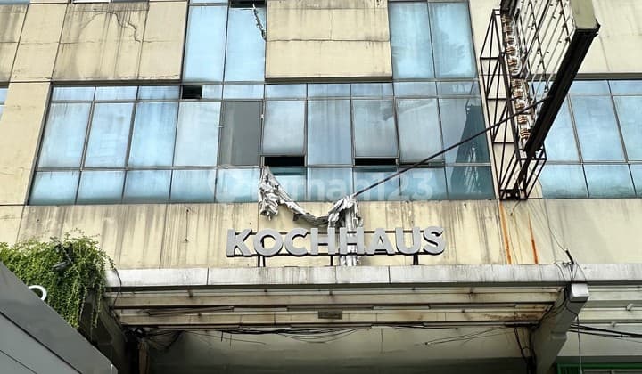 5 Floors, Land Area 90 m2, Shop House in Kelapa Gading - Rare Find!