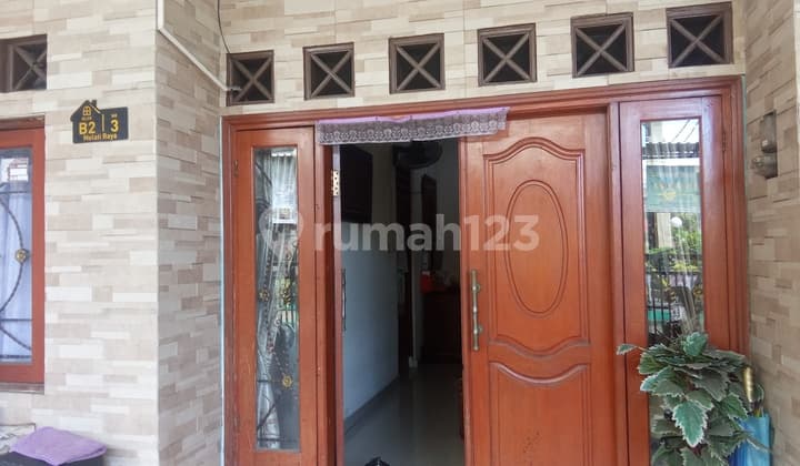 Rumah Cantik Terawat Siap Huni Taman Kedaung Pamulang Tangerang Selatan